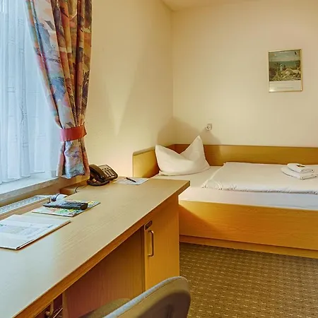 Am Galgenberg 3*