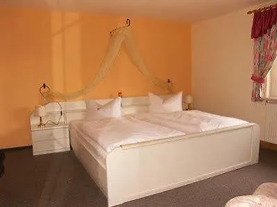 Hotel Am Galgenberg 3*