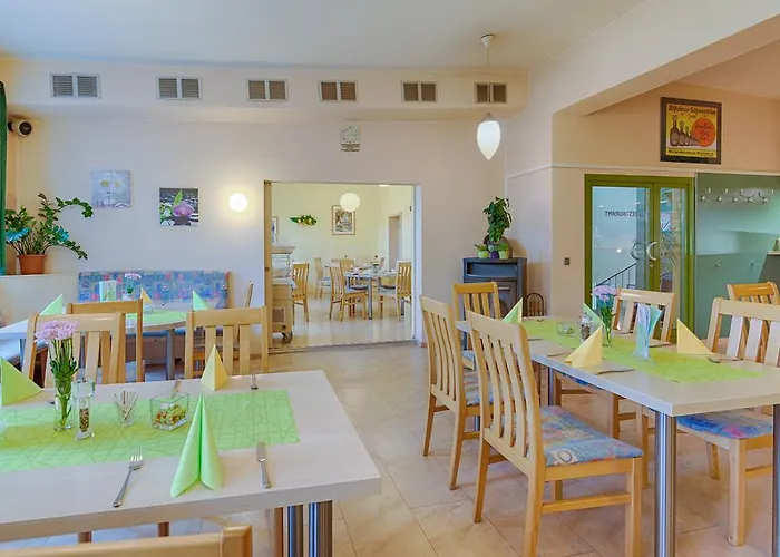 Am Galgenberg ホテル